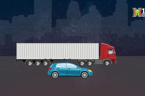 Cách đảm bảo an toàn khi lưu thông gần xe container