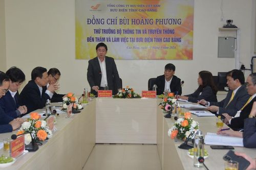 Đoàn công tác liên ngành Trung ương phối hợp giám sát tại Bưu điện tỉnh