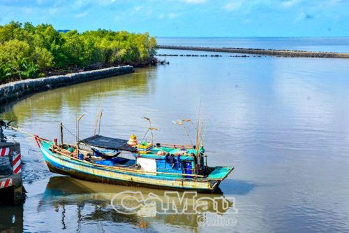 Chống sạt lở bằng nhiều giải pháp thiết thực - Bài 1: Hiểm họa đe dọa cuộc sống