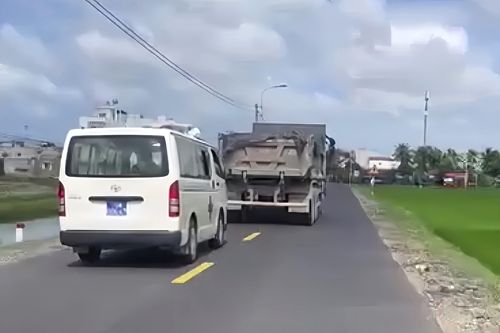 Phú Yên: Xử phạt tài xế xe tải cố tình cản trở xe cứu thương