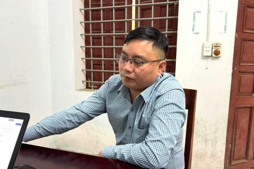 Bắt khẩn cấp đối tượng giả danh nhà báo 'làm tiền' doanh nghiệp