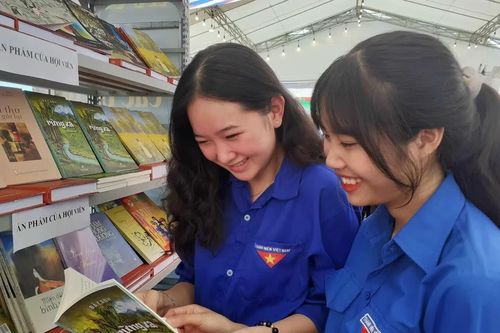 Ngày hội Sách và Văn hóa đọc năm 2024 ở Đắk Nông