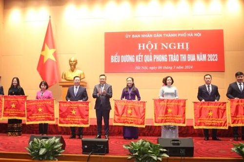 Lan tỏa sâu rộng các phong trào thi đua, tạo động lực phát triển Thủ đô