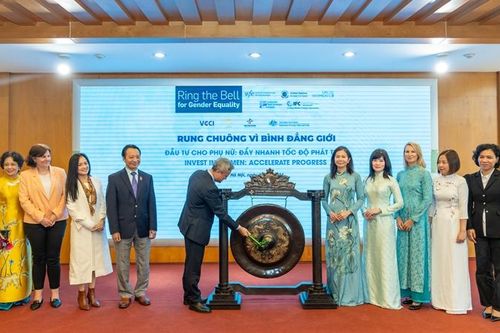 Việt Nam hưởng ứng chiến dịch 'Rung chuông vì bình đẳng giới'