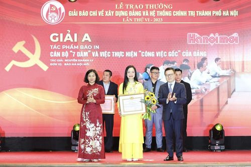 Báo Nhân Dân được tặng Bằng khen của Thành ủy Hà Nội vì có thành tích xuất sắc trong tuyên truyền về xây dựng Đảng