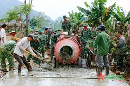 Quân khu 2 chú trọng xây dựng tiềm lực chính trị, tinh thần vững chắc