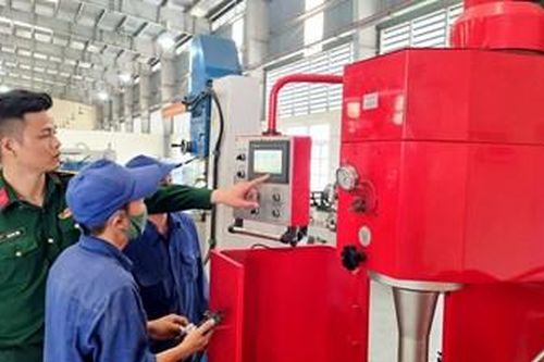 Tự hào 'lính thợ 387'
