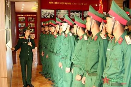 Sư đoàn 315, Quân khu 5: Đa dạng hình thức giáo dục truyền thống