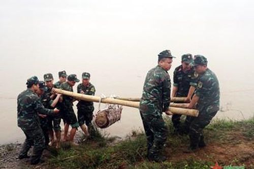Bộ CHQS tỉnh Hưng Yên di dời và hủy nổ thành công một quả bom lớn