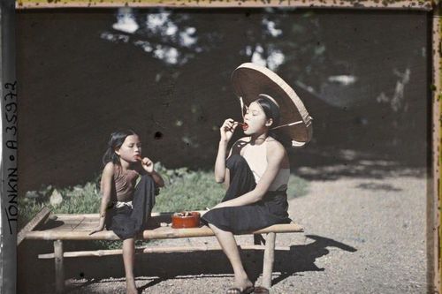 Ảnh màu siêu hiếm về phụ nữ Việt Nam đầu thế kỷ 20