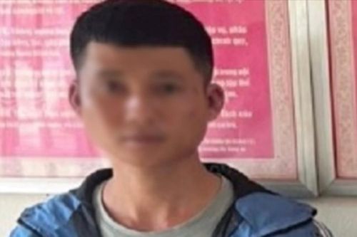 Tạm giữ đối tượng 'bảo kê' xe khách liên tỉnh