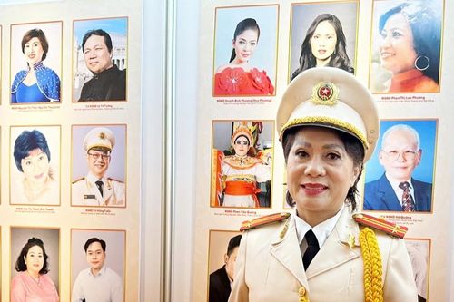 Hương Dung 'Chạy án' nhận danh hiệu NSND ở tuổi 68, tiết lộ lý do ít đóng phim