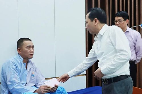 Tai nạn tại Tuyên Quang: Lãnh đạo tỉnh Hà Giang động viên các nạn nhân
