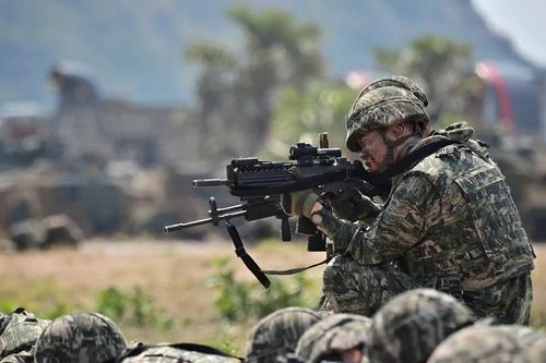 Lực lượng thủy quân lục chiến Mỹ-Hàn Quốc-Thái Lan diễn tập trinh sát chung
