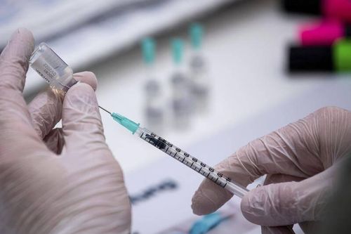 Người đàn ông tiêm 217 mũi vaccine COVID-19 mà không gặp tác dụng phụ