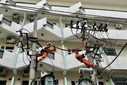 Điện lực TP Sầm Sơn tăng cường giải pháp cung ứng điện hè 2024