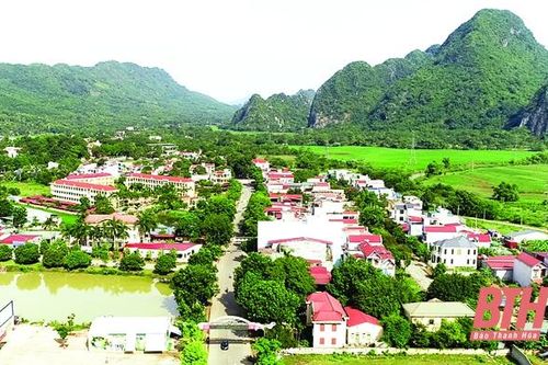 Ngọc Lặc phát huy vai trò của đội ngũ bí thư chi bộ, trưởng thôn trong xây dựng thôn nông thôn mới