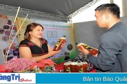 300 gian hàng tiêu chuẩn sẽ tham gia Hội chợ triển lãm hàng công nghiệp nông thôn tiêu biểu vào tháng 7/2024