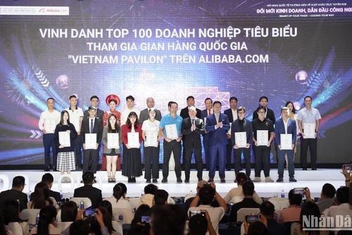 Công bố 100 doanh nghiệp tiêu biểu tham gia Gian hàng quốc gia Việt Nam