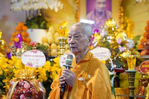 Đức Đệ nhị Pháp chủ GHPGVN: Bồ-đề tâm kiên cố, giới hạnh trang nghiêm thì sẽ vượt qua mọi khó khăn