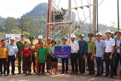Bài 2: 'Thần tốc' đóng điện trước Tết Giáp Thìn