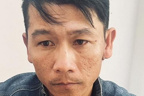 Đặt hàng làm giả 'sổ đỏ' rồi rao bán đất