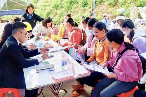 Đẩy mạnh công tác giáo dục nghề nghiệp