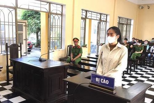 Lừa đảo hơn 15 tỷ đồng, nữ nhân viên ngân hàng lãnh 11 năm tù
