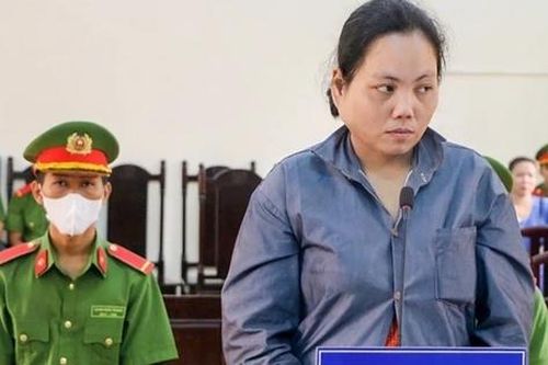 3 năm tù cho người đàn bà tạt xăng đốt chồng vì chuyện bồng con