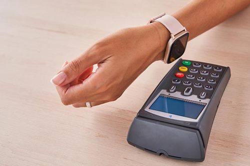 Giảm ATM, ngân hàng tăng cường số lượng POS