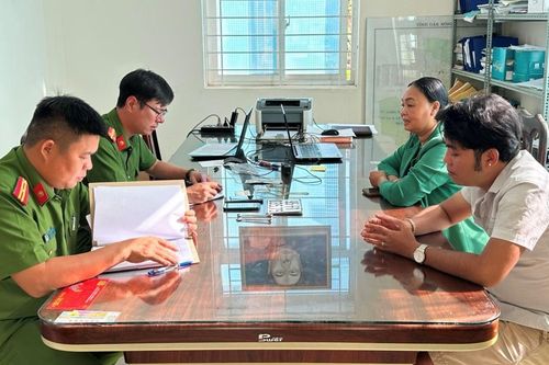 Người dân cảm ơn Công an Đắk Nông bắt giữ nhanh 2 đối tượng cướp giật tài sản