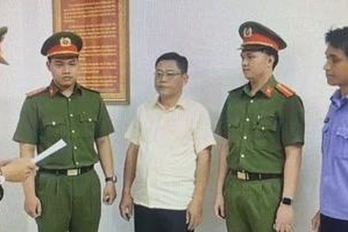 Vì sao Trưởng Ban Quản trị Chung cư Miếu Nổi cùng 2 người khác bị bắt?