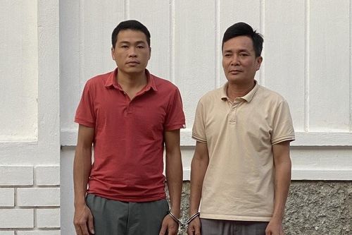 Bắt 2 đối tượng tàng trữ, mua bán cá thể tê tê