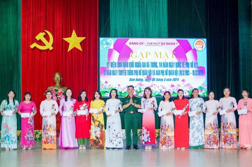 Sư đoàn 7, Quân đoàn 4 tổ chức gặp mặt kỷ niệm ngày 8/3
