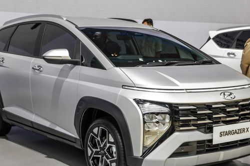 Thêm 2 mẫu xe mới giá cao sắp ra mắt: Hyundai Stargazer X và Volvo S90 Recharge
