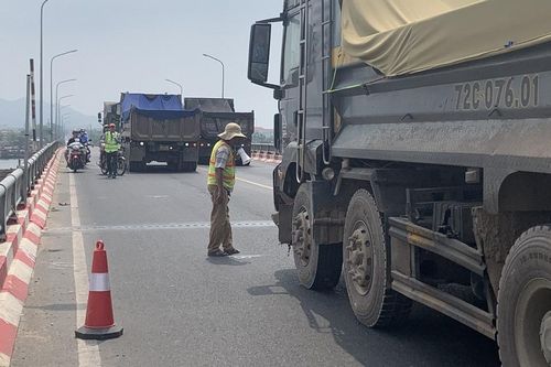 Kiểm định cầu Cửa Lấp sau vụ cần cẩu thi công đổ đè chết người