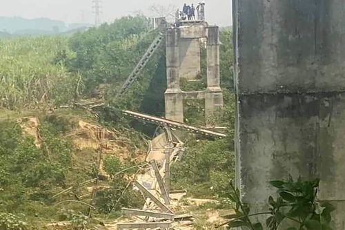 Điều tra toàn bộ dự án sau vụ sập cầu treo dây văng ở Nghệ An