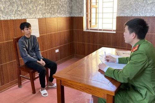 Phê chuẩn khởi tố đối tượng trộm cắp điện thoại Iphone của bé gái khi đi hội