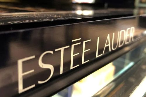 Phát hiện hàm lượng cao chất gây ung thư trong sản phẩm trị mụn của Estee Lauder