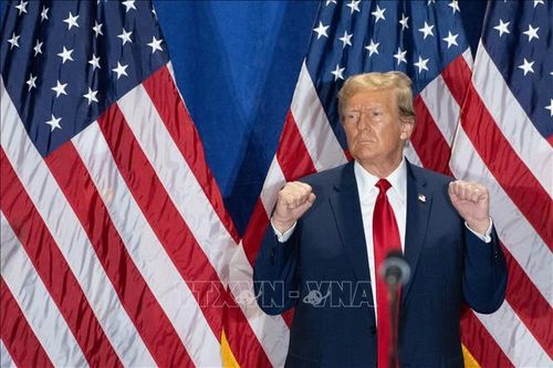 Tìm nhà tài trợ chính - thách thức mới của ông Trump trên đường trở lại Nhà Trắng