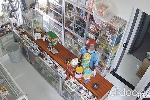 Bình Thuận: Bắt nhanh người đàn ông vào tiệm thuốc tây trộm điện thoại