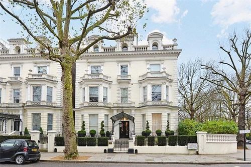 Cận cảnh dinh thự nghìn tỷ của gia đình Beckham tại London: Rộng 800m2, có luôn sàn diễn thời trang trong nhà