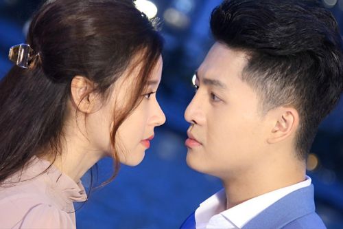 Midu - Harry Lu tiết lộ cảm giác khi hôn đối phương, nói gì mà gây bão?