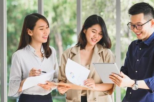 Ngày Quốc tế Phụ nữ năm 2024: 'Đầu tư cho phụ nữ - Đẩy mạnh tiến độ phát triển'
