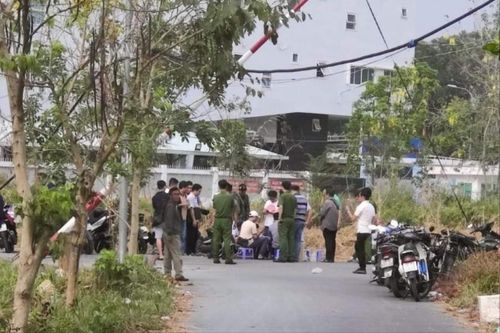 Lái xe ôm thoát chết vì 'khách sộp' hóa cướp lúc rạng sáng