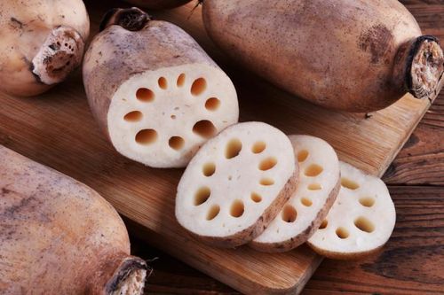 Củ sen - món ăn dân dã mang nhiều lợi ích cho sức khỏe