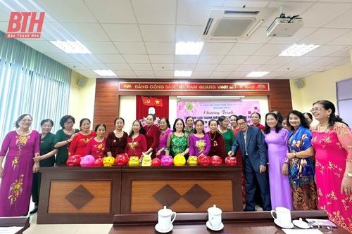 Cựu Thanh niên xung phong TP Thanh Hóa tọa đàm Ngày Quốc tế phụ nữ