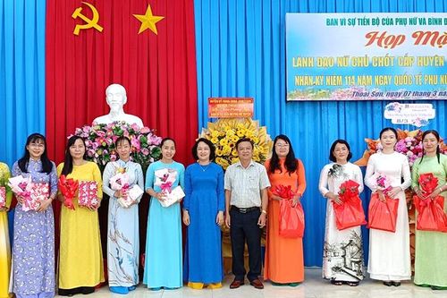 Nhiều hoạt động chào mừng kỷ niệm 114 năm Ngày Quốc tế Phụ nữ