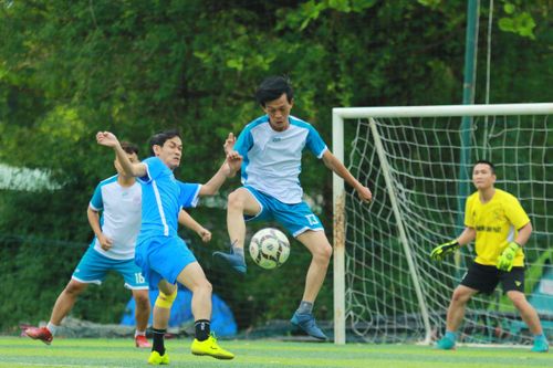 Lan tỏa tinh thần thể thao, hoạt động xã hội từ bóng đá phong trào