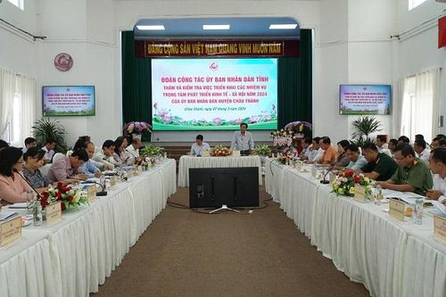 Chủ tịch UBND tỉnh Phạm Thiện Nghĩa làm việc với huyện Châu Thành về tình hình phát triển kinh tế - xã hội